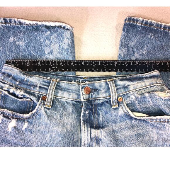 Arizona Jean Co Women’s Curvy Skater Jeans Acid Wash Distressed Size 9 baggy - Picture 5 of 8
